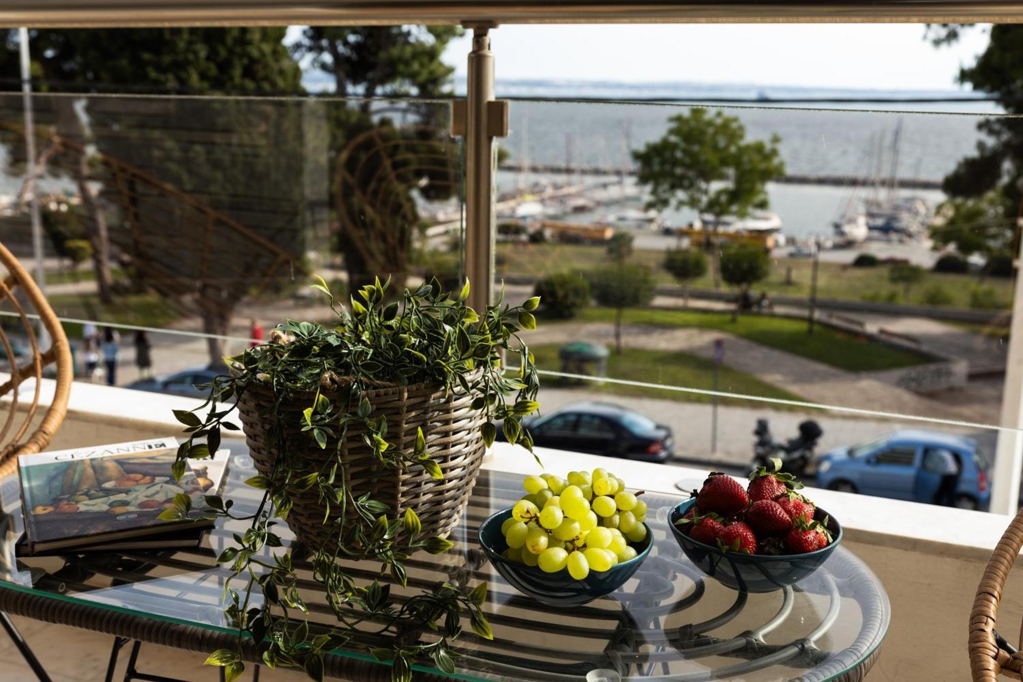 Champagne Sea View Apartment By Binobi! Salonicco Esterno foto